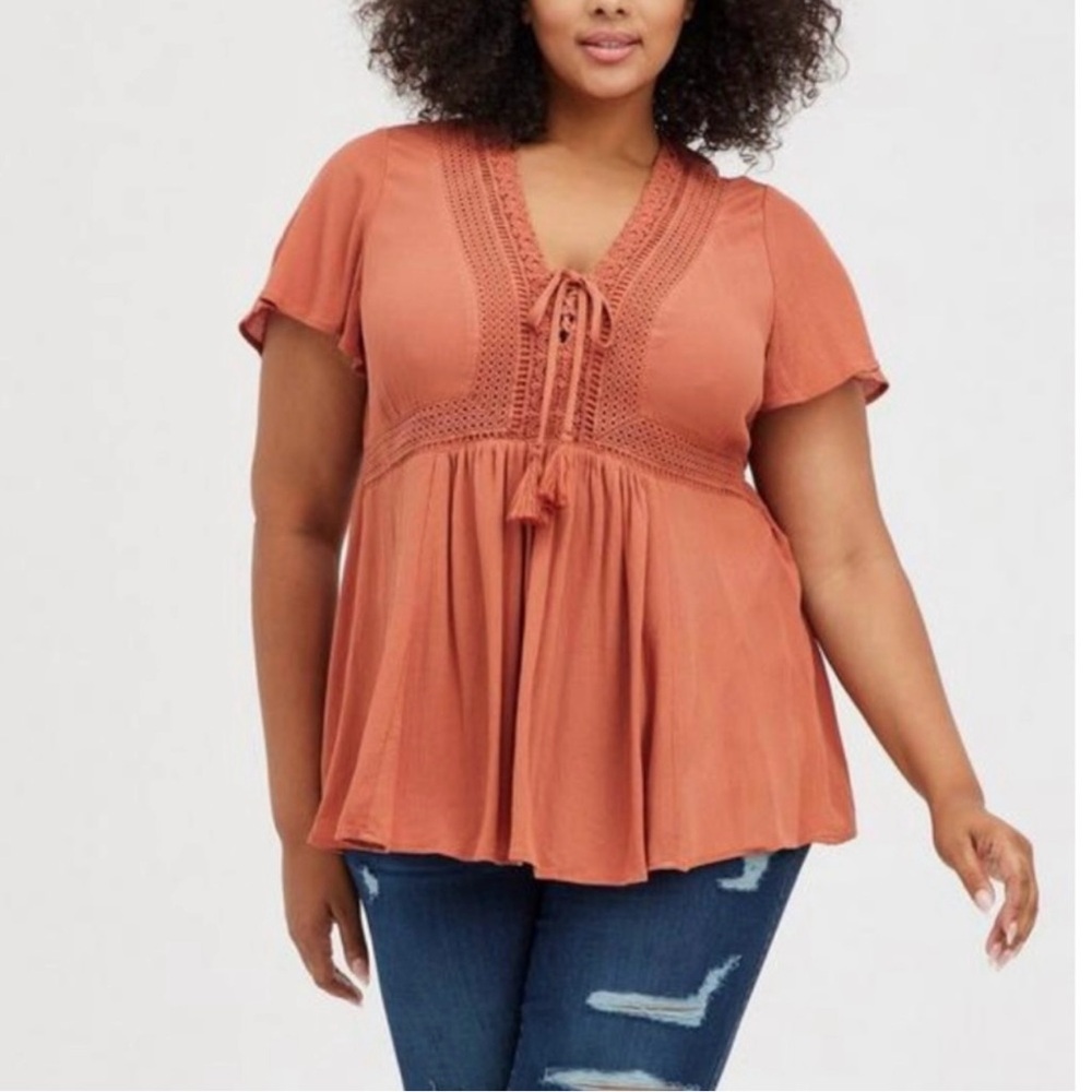 New Torrid Babydoll Crinkle Gauze Crochet Inset Lace-Up Top - NWOT Cottagecore